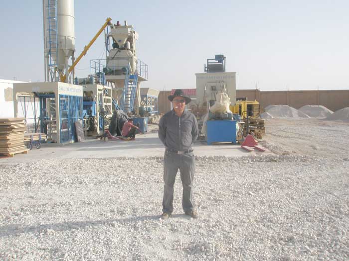 沙特(tè)砌塊成型(xíng)機客戶