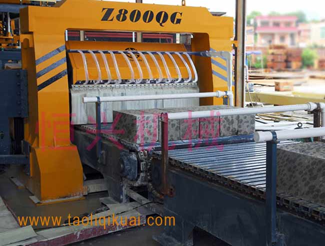 陶粒泡沫(mo)混凝土砌塊(kuài)切割設備|水(shuǐ)泥發泡磚切(qie)割生産線