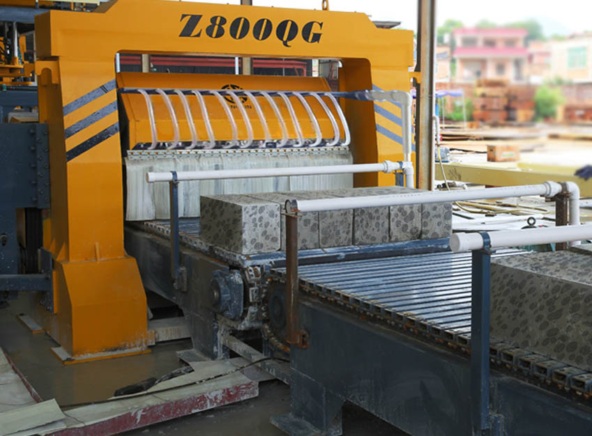 免蒸加氣塊設(shè)備一機雙用的(de)市場前景