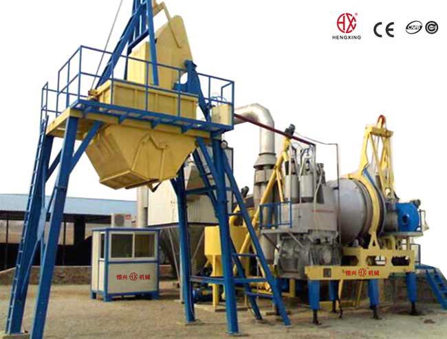 移動(dong)強制式瀝青(qīng)混凝土攪拌(ban)設備